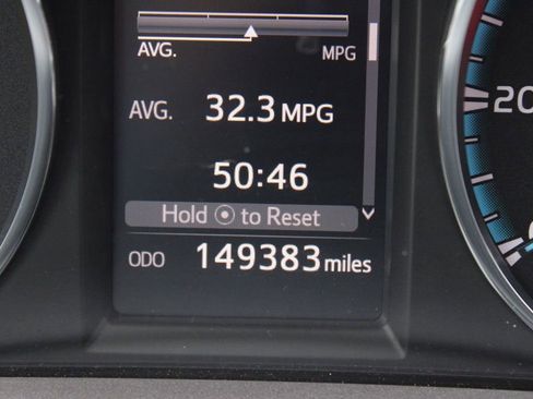 Used 2017 Toyota RAV4 XLE image 36