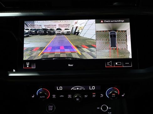 Used 2023 Audi Q3 2.0T Premium Plus w/ Premium Plus Package image 16