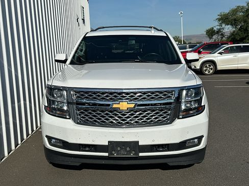 Used 2017 Chevrolet Tahoe LT w/ LT Signature Package AWD/4WD image 2