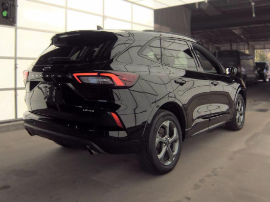 Used 2023 Ford Escape ST-Line w/ Tech Pack #1 AWD/4WD image 3