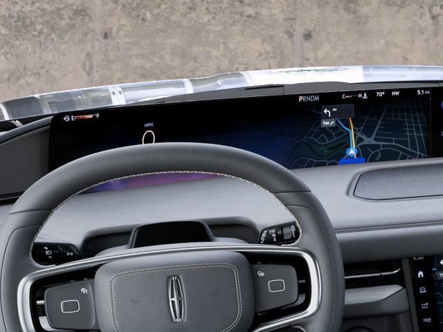 New 2027 Lincoln Navigator Premiere AWD/4WD image 14