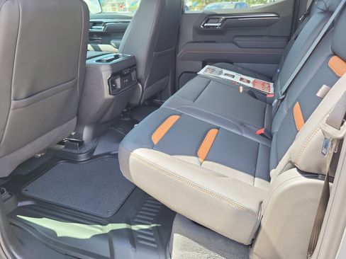 New 2025 GMC Sierra 1500 AT4 w/ AT4 Premium Package image 13