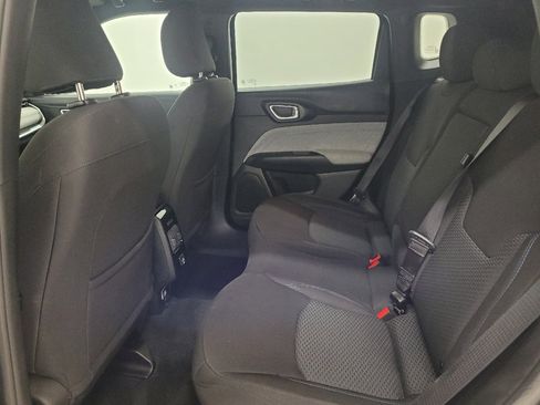 Used 2024 Jeep Compass Sport AWD/4WD image 18