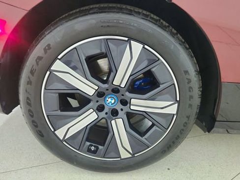 Used 2023 BMW iX xDrive50 w/ Premium Package image 63