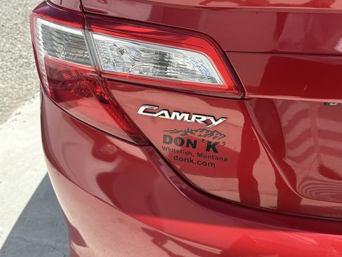 Used 2014 Toyota Camry SE FWD image 43