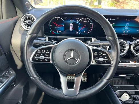 Used 2023 Mercedes-Benz GLA 250 4MATIC image 18