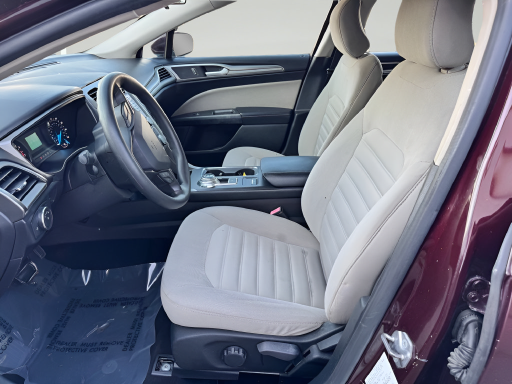 Used 2017 Ford Fusion S FWD image 12