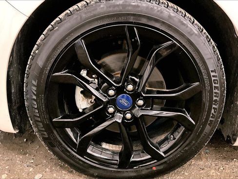 Used 2020 Ford Fusion SE w/ Equipment Group 151A image 8