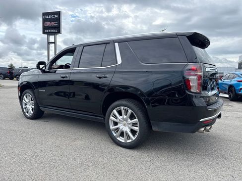 Used 2022 Chevrolet Tahoe High Country image 3