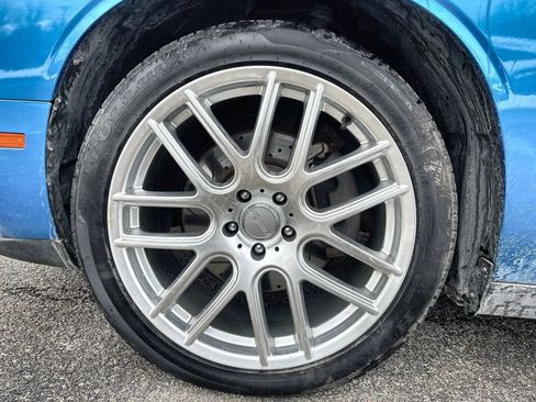 Used 2016 Dodge Challenger R/T image 18