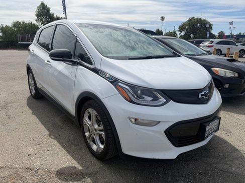 Used 2018 Chevrolet Bolt LT FWD image 7