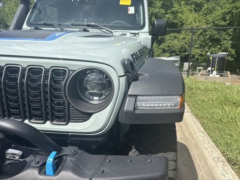 Used 2024 Jeep Wrangler Unlimited Rubicon 4xe w/ Capability Package AWD/4WD image 48