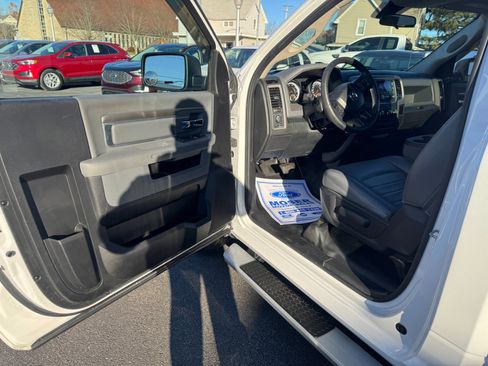 Used 2015 RAM 1500 Tradesman w/ Power & Remote Entry Group image 10