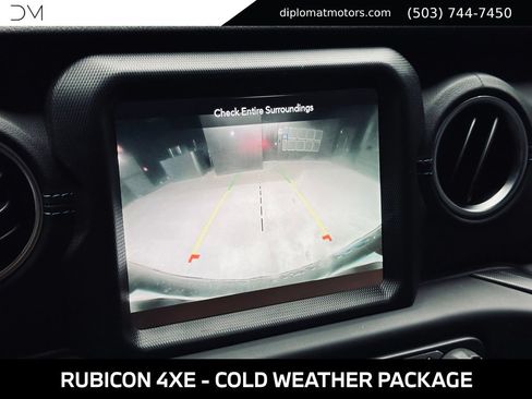 Used 2023 Jeep Wrangler Unlimited Rubicon 4xe w/ Cold Weather Group AWD/4WD image 33