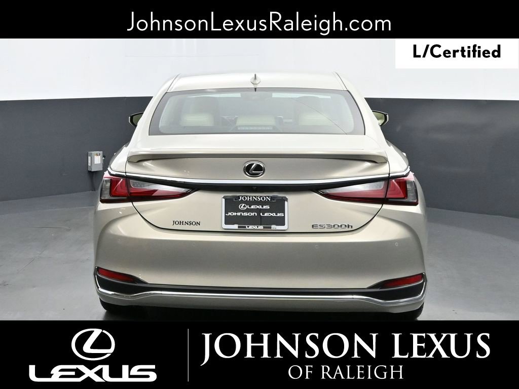 Used 2025 Lexus ES 300h w/ Technology Package FWD image 8