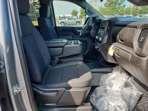 New 2026 GMC Sierra 2500 Pro image 11