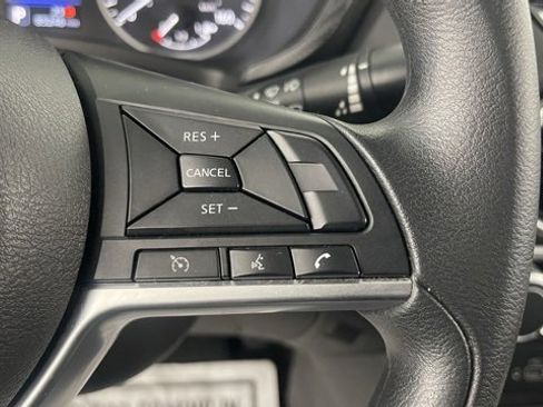 Used 2020 Nissan Sentra S image 37