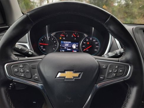 Certified 2024 Chevrolet Equinox LT w/ LPO, Floor Liner Package image 19