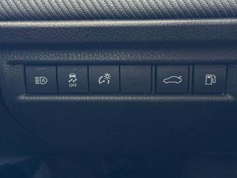 Used 2025 Toyota Camry SE FWD image 30