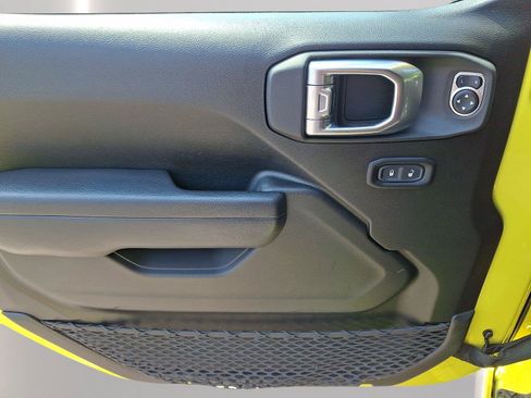 Used 2022 Jeep Wrangler Unlimited Sport AWD/4WD image 10