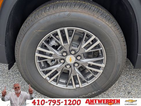 New 2026 Chevrolet Traverse LT w/ Driver Confidence Package image 7