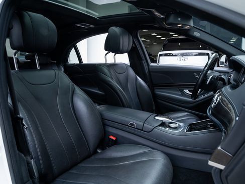 Used 2015 Mercedes-Benz S 550 Sedan image 26