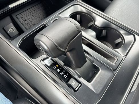 New 2025 Ford F150 Lariat w/ Equipment Group 501A Mid image 37