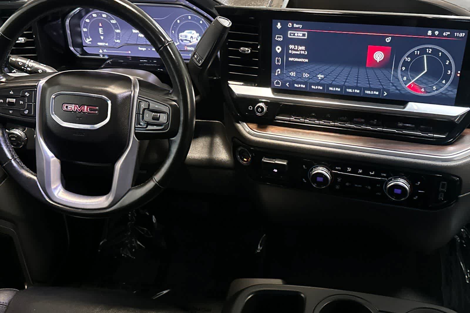 Used 2025 GMC Sierra 1500 SLT RWD image 16