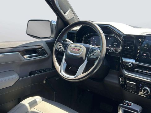 Used 2022 GMC Sierra 1500 SLT w/ SLT Premium Plus Package AWD/4WD image 22