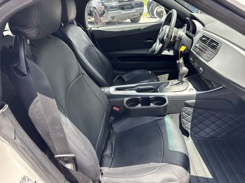 Used 2007 BMW Z4 3.0i image 16