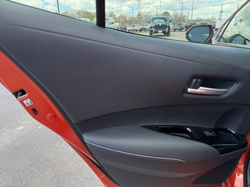 Used 2025 Toyota Corolla SE FWD image 30