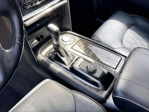 Used 2021 Nissan Armada Platinum image 18