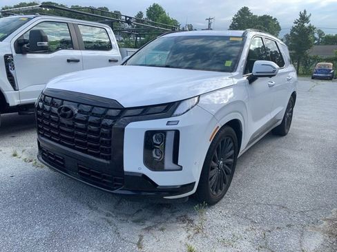 Used 2024 Hyundai Palisade Calligraphy AWD/4WD image 4
