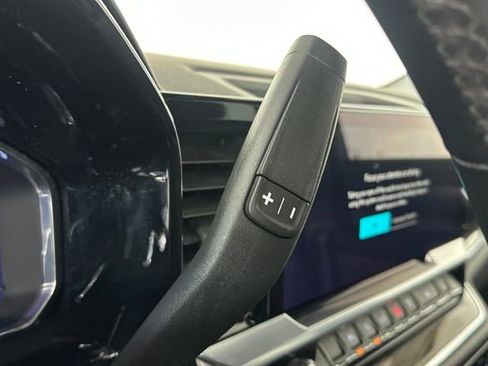 Used 2023 Chevrolet Silverado 1500 LT image 20