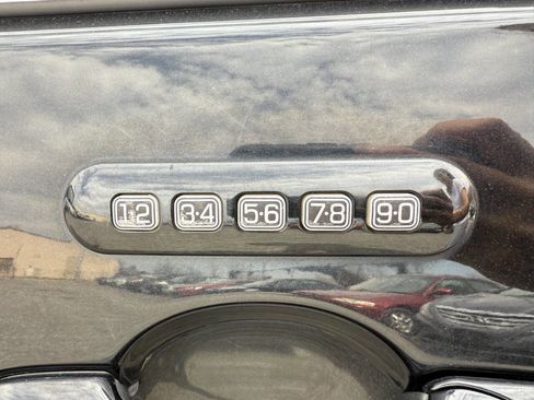 Used 2009 Ford Fusion SEL image 8