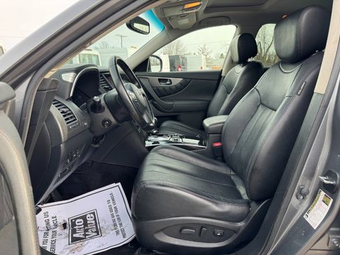 Used 2017 INFINITI QX70 AWD w/ Premium Package image 15