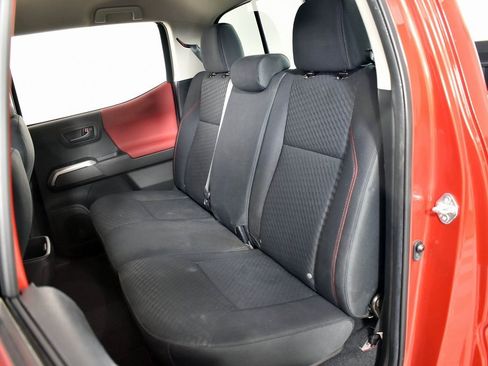 Used 2022 Toyota Tacoma SR5 image 18