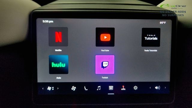 Used 2026 Tesla Model Y AWD image 55