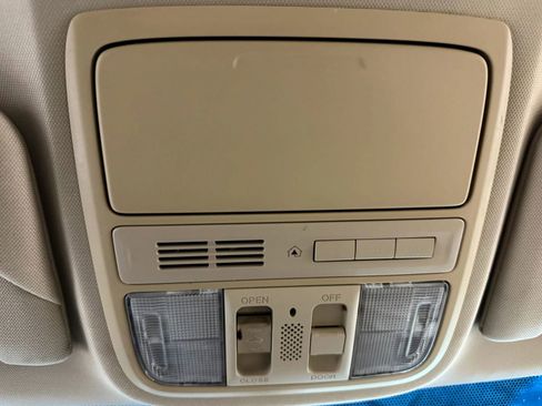 Used 2013 Acura TSX Sedan image 35