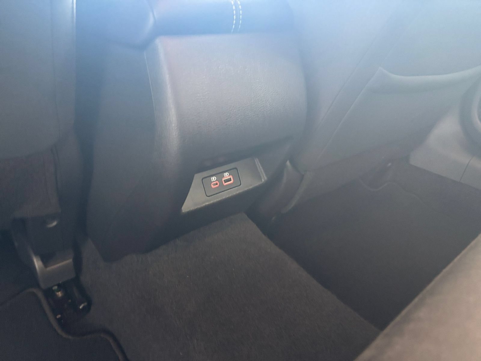 Used 2025 Nissan Altima 2.5 SV FWD image 22
