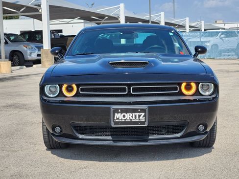 Used 2022 Dodge Challenger GT AWD/4WD image 2