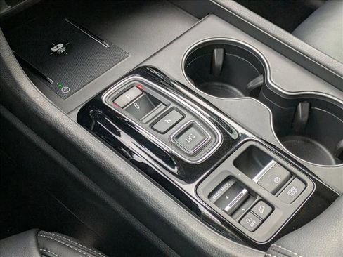 Certified 2025 Honda Pilot EX-L image 11