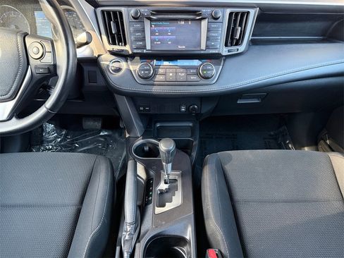 Used 2018 Toyota RAV4 XLE image 26