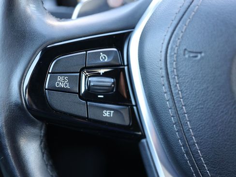 Used 2019 BMW 540i xDrive w/ Convenience Package image 39