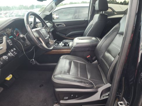 Used 2020 GMC Yukon XL Denali w/ Denali Ultimate Package AWD/4WD image 5