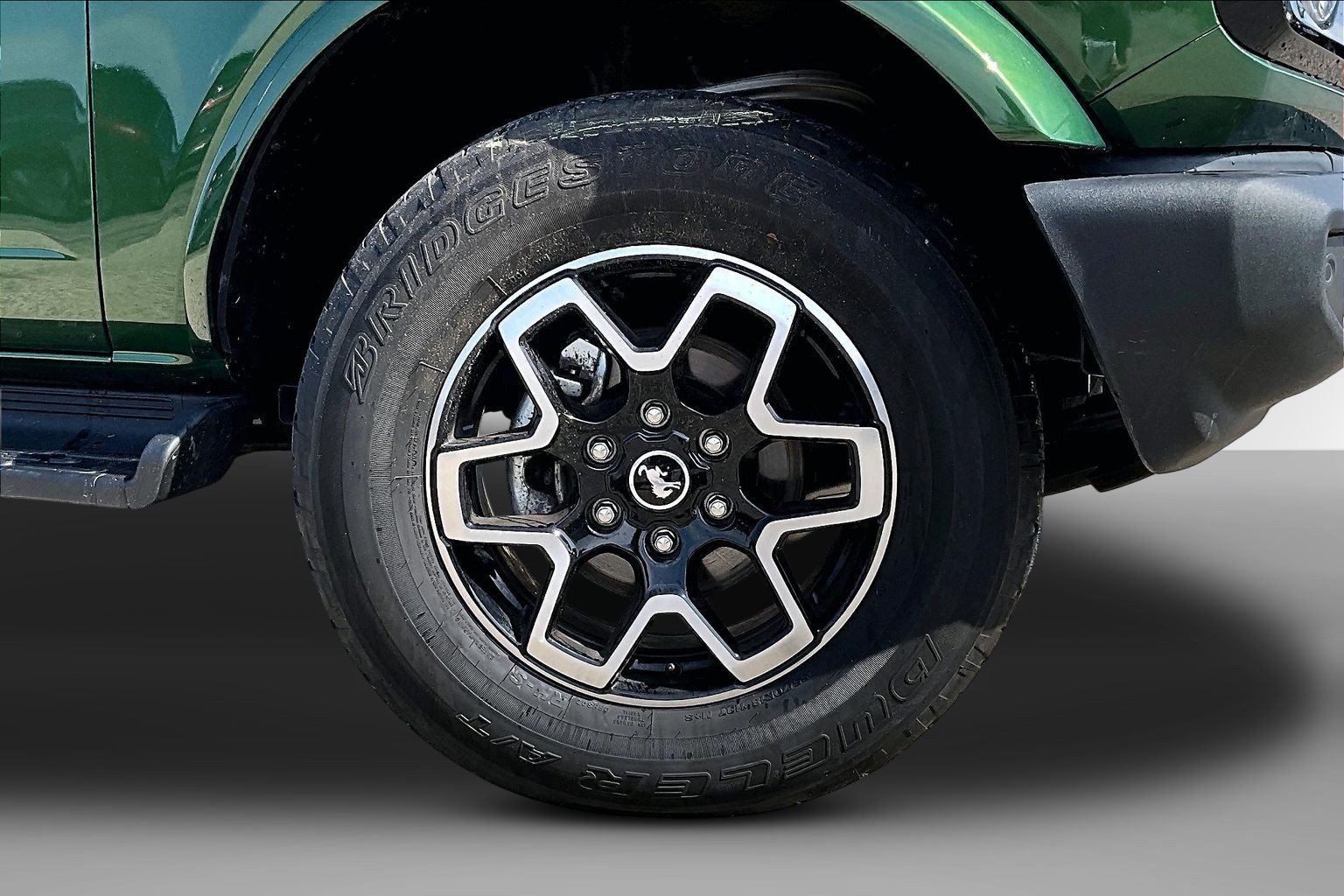 Used 2025 Ford Bronco Outer Banks AWD/4WD image 9