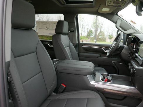 New 2026 Chevrolet Silverado 2500 LTZ w/ LTZ Plus Package AWD/4WD image 11