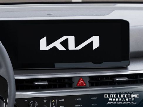 New 2026 Kia Sorento LX FWD image 21