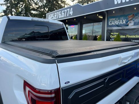 Used 2018 Ford F150 Raptor w/ Equipment Group 802A Luxury image 17