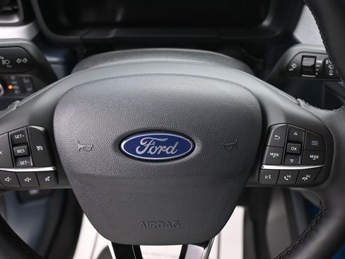 New 2026 Ford Maverick XLT w/ XLT Luxury Package FWD image 18